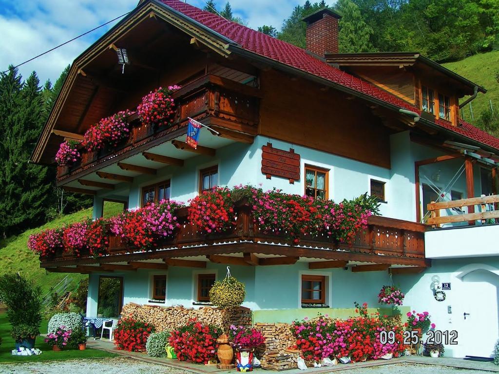 Haus Othmar Schabuss Guest House Bad Kleinkirchheim Exterior foto